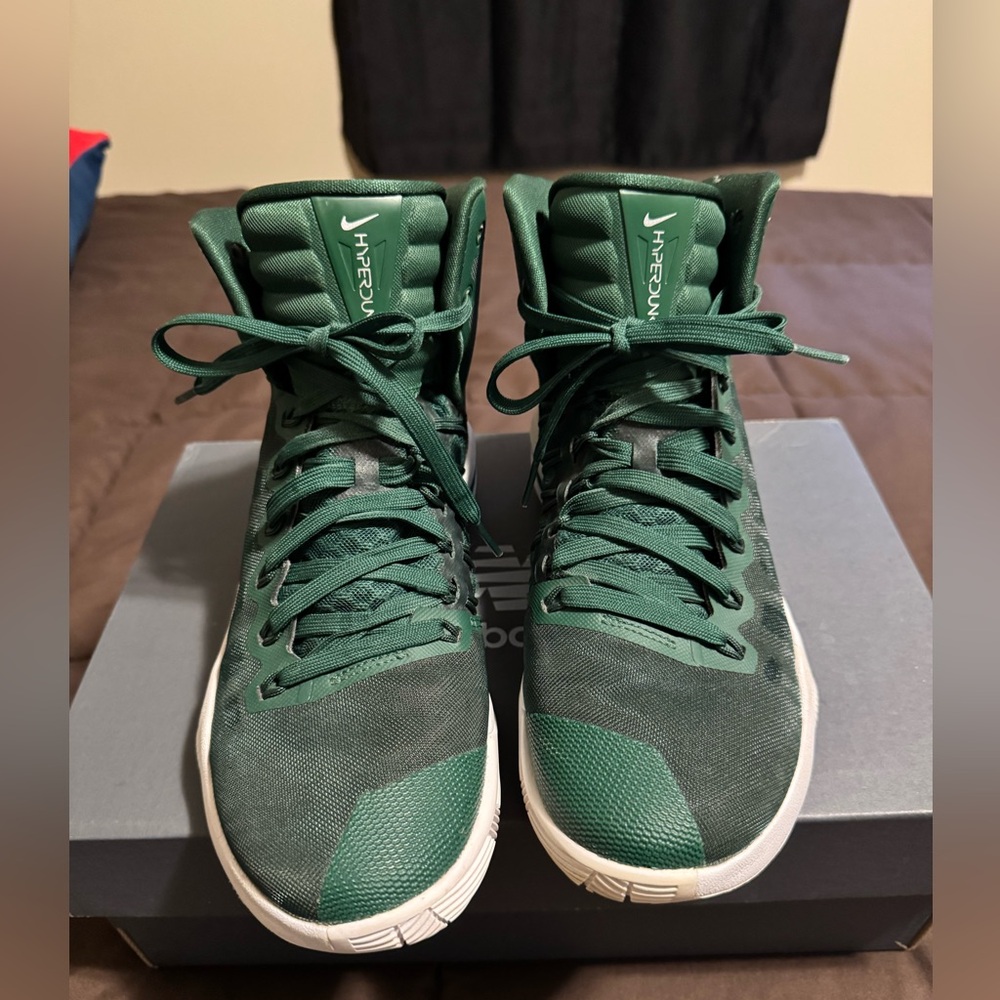 Nike Hyperdunk - image 2